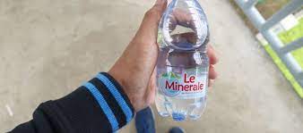 Jual air mineral aqua botol besar 1 5 ltr harga satuan jakarta pusat m2f2 shop tokopedia. Harga Air Mineral Botol Kecil Malaysiut