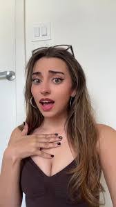 Gracie Dow's Instagram, Twitter & Facebook