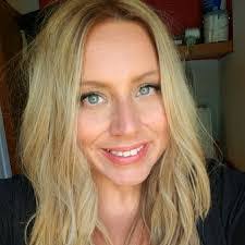 Cassandra Ramage's Instagram, Twitter & Facebook