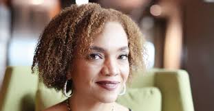 Nina Jennings's Instagram, Twitter & Facebook