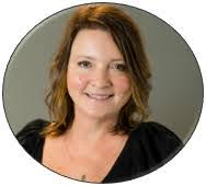 Kimberly Michael's Instagram, Twitter & Facebook