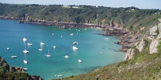 Iles De Jersey Et Guernesey Tensions Autour D Une Loi Sur La Transparence Fiscale