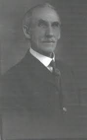 Spaulding Family History: Last Name Origin & Meaning