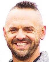 Dustin Houser's Instagram, Twitter & Facebook