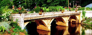 Internet, air conditioning, fireplace, tv, satellite or cable, parking, no smoking, heater bedrooms: Lake Lure Flowering Bridge