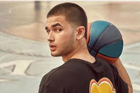 Kobe walang interes sa showbiz