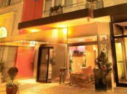 Im 4 sterne hotel holiday inn garden court berlin hotel im bezirk berlin charlottenburg (adresse: Holiday Inn Garden Court Berlin Kurfurstendamm 4 Berlin Oteli Germanii