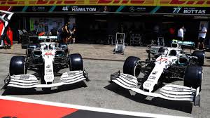 Ein rennen beschäftigt das team bis heute. Formel 1 Lewis Hamilton Fahrt In Hockenheim In Weiss Formel 1 Bild De