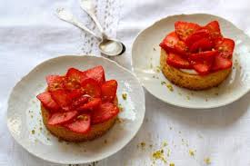 Recette Tartelettes A La Fraise Facon Sable Breton En Pas A Pas Tartelettes Fraise Mini Tarte Desserts Fantaisie