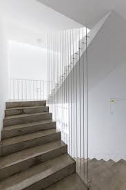 Like The Bannister Rods Louver Haus By Smart Architecture Dezeen Concrete Stairs Staircase Design Modern Stairs