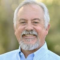 Renee Newlin's Instagram, Twitter & Facebook