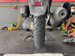 Bảo dưỡng thay vỏ Michelin cho xe máy dịp cuối năm, những lưu ý phải biết ?