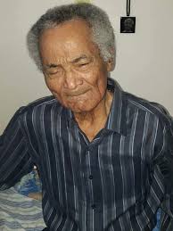 Please take a moment to pray. One of our beloved neighbors. Rex West has  passed. Thank you and everyone take the time to tell your loved ones how  much you love them |