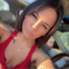 If any one wants to help the family of Sara Nicole Haar, please donate  anything is helpful ! Prayers are needed for this family !