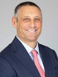 Susana Gold's Instagram, Twitter & Facebook