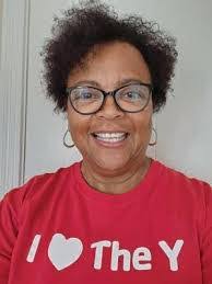 Holly Faust's Instagram, Twitter & Facebook