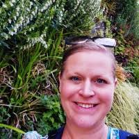 100+ perfiles de «Erin Land»