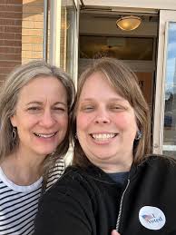 Can y'all vote for me