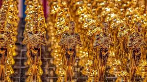 Po ogłoszeniu nominacji, internet obiegło urocze wideo, na którym widać radość reżysera z nominacji jego najnowszego filmu. Oscary 2021 Gdzie Mozna Obejrzec Nominowane Do Nagrody Filmy