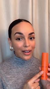 @diandrabarnwell knows that you can’t do “healthy skin” without spf.  #healthyskin #wareforall #spf #pores #skincare #glowingskin #cleanskin  #cleanskincare #mineralsunscreen #youthfulskin #nowhitecast