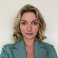 Millie Farrell's Instagram, Twitter & Facebook