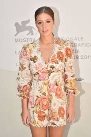 Her weight is 57 kg, height 5'8 and waist is 24. Adele Exarchopoulos Fashion And Style Adele Exarchopoulos Dress Clothes Hairstyle Famousfix