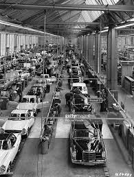 Final Assembly Line For The Grand Mercedes Model 600 In Stuttgart West Germany 1955 Mercedes Models Mercedes 600 Mercedes