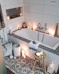 Idee Per Il Bagno Con Pochi Accorgimenti Si Puo Trasformare Il Bagno Di Casa In Una Piccola Spa Privata Sceglie Idee Per Il Bagno Spa In Casa Bagno Di Casa