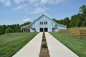 Barn Wedding Construction Updates Barn Wedding Venue Wedding Venues Wisconsin Madison Wedding Venues