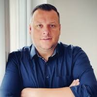 90+ "Stephen Eich" profiles