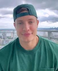 God plz bring me closer to whats meant for me & keep me away from what's  not💯