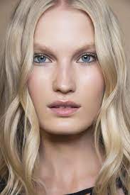 blonde haare das sind die 5 neuen blond tone fur die neue saison blonde haare tonung haare haare blond farben