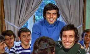 Hababam Sinifindan Kemal Sunal A Adile Teyzeye De Sevgilerimizi Gotur Film Eski Film Afisleri Eski Film Yildizlari