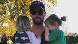 Son of movie actors chris hemsworth and elsa pataky. Chris Hemsworth Shares Heartwarming Pic Of Twin Sons Holding Hands Entertainment Tonight