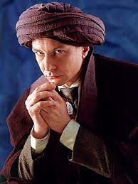 Professor Quarrel Portrayed By Ian Hart Harry Potter Movies Harry Potter Teachers Harry Potter Wiki