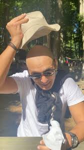 He is an actor, known for arka sokaklar (2006), çilgin dersane 3 (2014) and roman havasi (2014). 5 5s A Ebizxrm