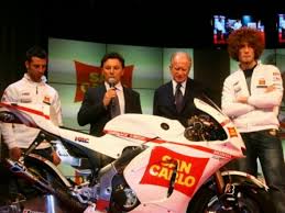 Class in 2012 when he tested the ducati motogp bike, but opted to stay in moto2 for 2013 and fight for the title. Motogp Presentato Il Team San Carlo Honda Gresini Corsedimoto