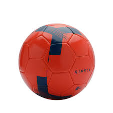 Quel est le meilleur ballon de foot ? Ballon De Football First Kick Taille 4 Enfants De 8 A 12 Ans Kipsta Decathlon