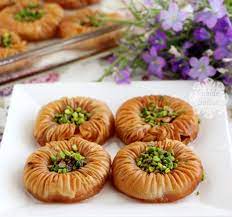 bayramlik kus gozu baklavasi essentrinken b yuvasi1 baklava food middle eastern desserts