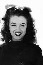 Image Result For Marilyn Monroe Dark Hair Norma Jean Marilyn Monroe Marilyn Monroe Photos Young Marilyn Monroe