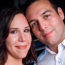 Vanessa Peralta (@vanyperalta)