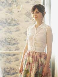 There S Only Two Kinds Of People In The World There S Women And There S Men Summer Finn Was A Woman Outfits Vestidos Zooey Deschanel Style Style