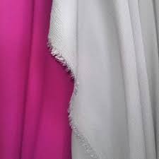 Motif bunga telah menjadi salah satu motif yang banyak disukai oleh pengunjung online shop kami. Bahan Kain Bubble Crepe Penggambar