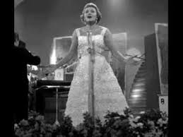 Nilla pizzi e gino latilla. Grazie Dei Fior Nilla Pizzi Youtube