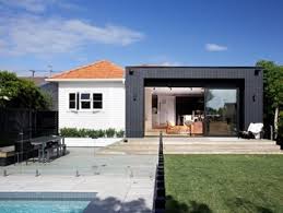 Weatherboard is one of the most common materials used to build houses in australia and has been used to clad everything from federation homes and queenslanders to californian bungalows and. Escea Fireplace Adds A Modern Touch To 1950s Weatherboard House Extension Architecture Design