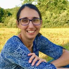 Ashley Malcolm's Instagram, Twitter & Facebook