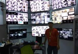 Kami perusahaan bergerak dibidang konveksi pembuatan seragam dan kaos membutuhkan staff operator komputer / grafis. Rumah Komputer Indonesia It Solutions