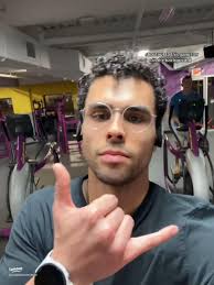 Discover Your Inner Gangster Through Tarot Reading