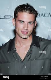 Paul henson hi-res stock photography and images