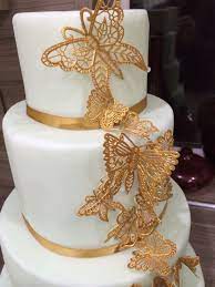 Pistachio And Gold Butterfly Cake Butterfly Wedding Cake Butterfly Cakes Gold Butterfly Cake